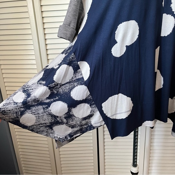 NEW Alembika Lily Top Mixed print Navy XS - Picture 9 of 12